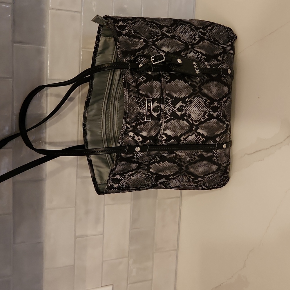 Tumi Voyager Tote